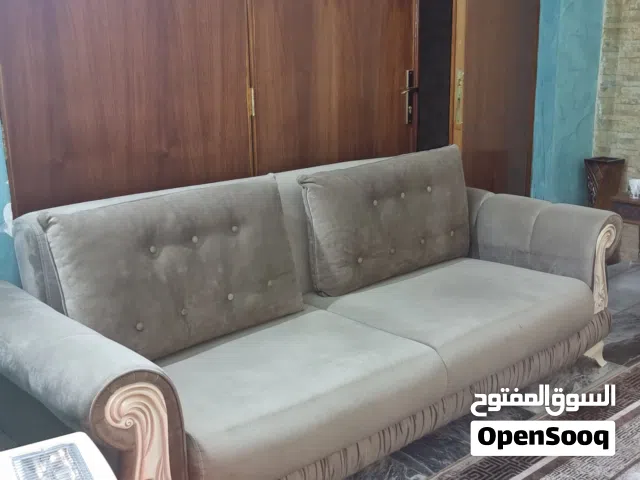 قنفات خمس قطع حجم كبير لون جوزي يحتاجلهن تصليح بسيط قويات