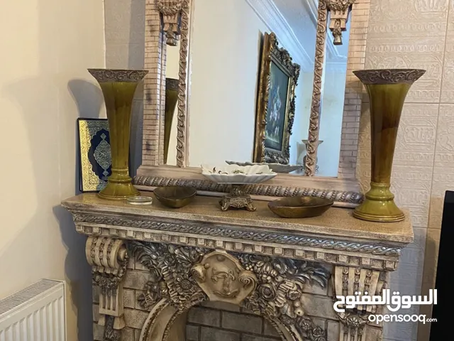 كونسول على شكل فير بليس للبيع
