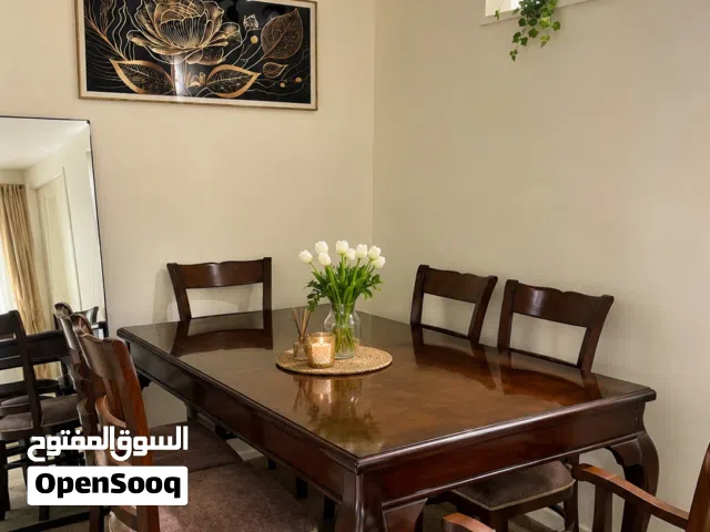 طاولة طعام 6 مقاعد للبيع جديده اثاث عروس لم تستخدم ابداً
