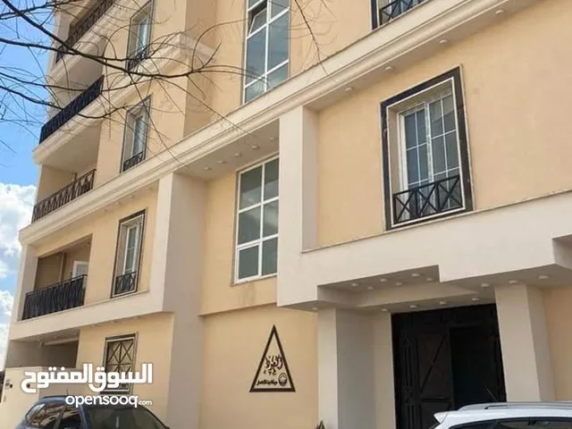 220m2 5 Bedrooms Apartments for Sale in Tripoli Alfornaj