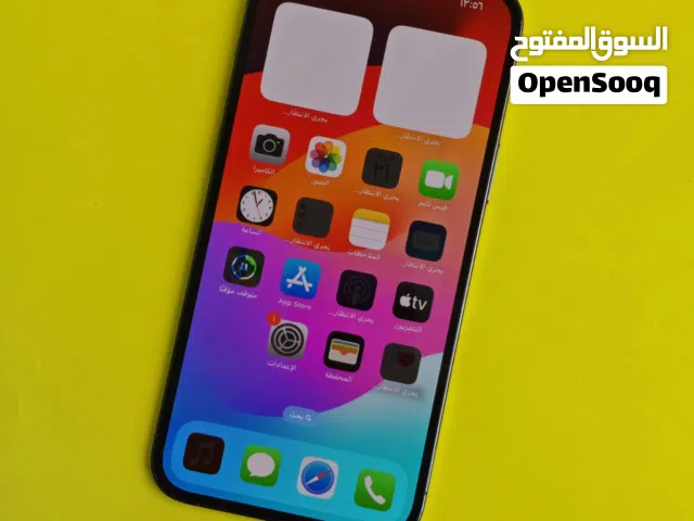 Apple iPhone 13 Pro Max 256 GB in Hawally