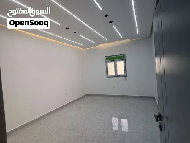 200 m2 3 Bedrooms Apartments for Rent in Tripoli Al-Serraj