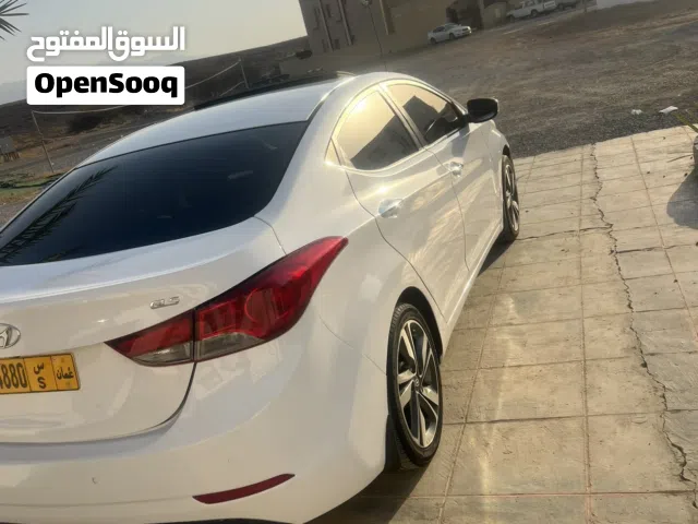 2015 هيونداي النترا GLS