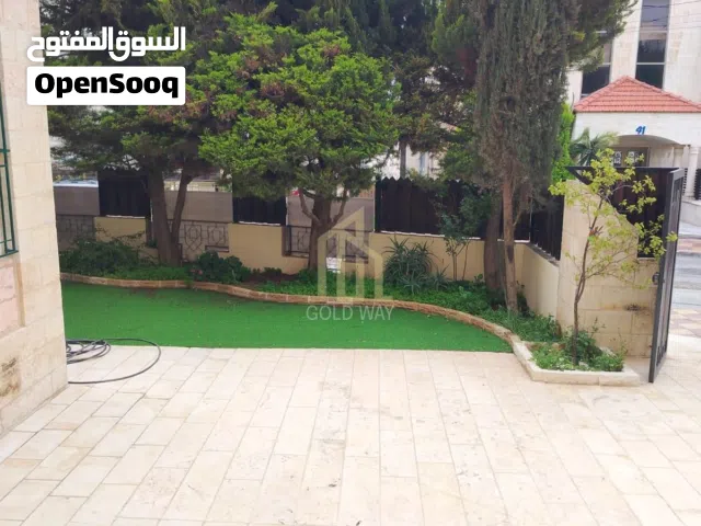 بالقرب من السفارة البريطانية شقة أرضية مفروشة جزئي 280م بسعر مميز / ref 1187