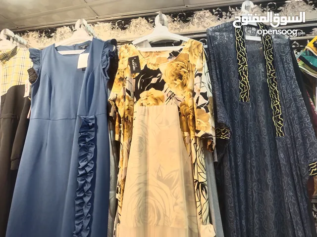 متاح شراء عبايات خروج وأحذية وشنط