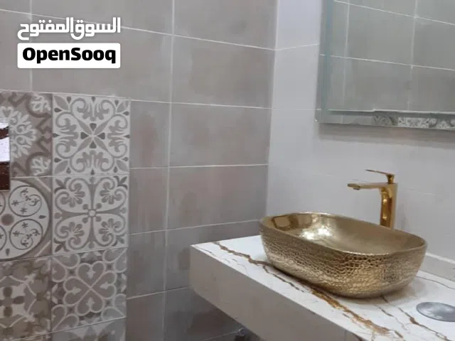 فيلا راقية للبيع في أرقى مناطق السراج   يعلن مكتب الأخوة للعقارات عن عرض فيلا مميزة للبيع،