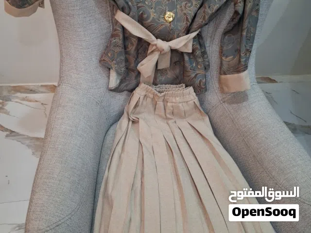 طقم رسمى جديد مقاس 42