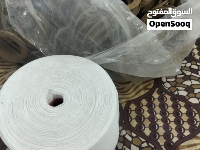 محل خياطه بجميع مستلزماته للبيع