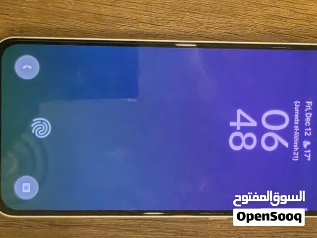 سامسونج A55 5G مساحة 256 بحالة ممتازة جدا