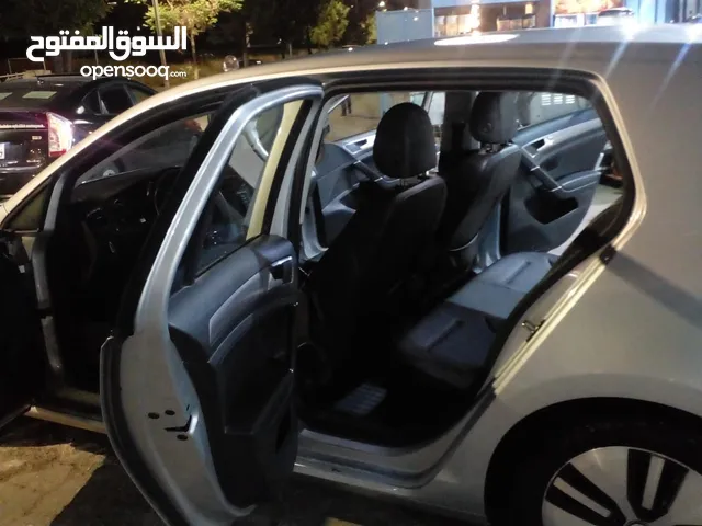 Volkswagen Golf 2015 in Irbid