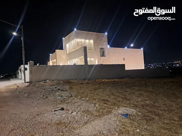 660 m2 More than 6 bedrooms Villa for Sale in Irbid Al Sareeh