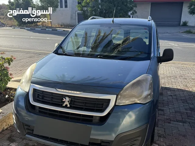 بيجو بارتنر 2017