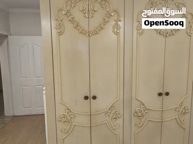 غرفة نوم للبيع شبه جديده