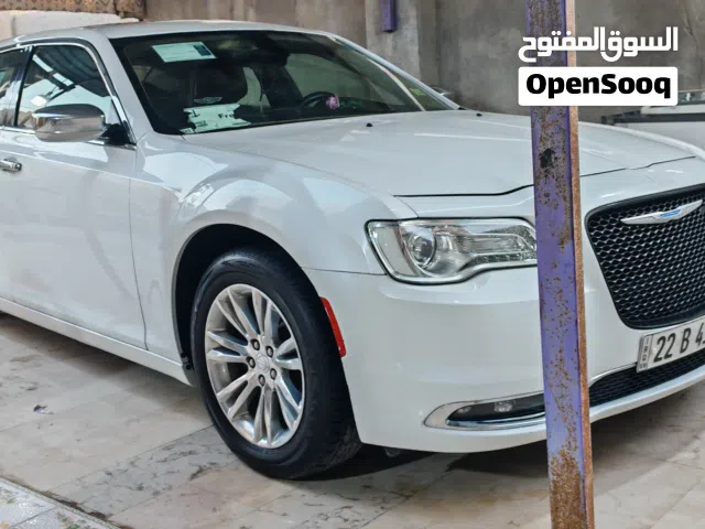 2016 كرايسلر 300 Standard