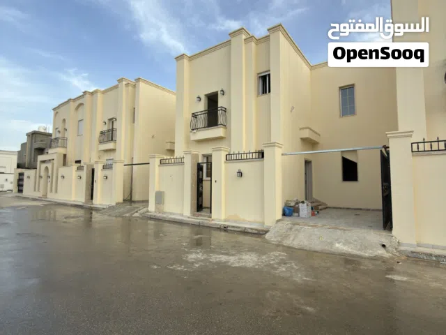 200 m2 3 Bedrooms Townhouse for Sale in Tripoli Ain Zara