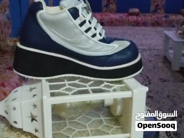 احذية للبيع