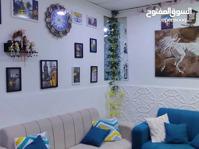 بيت تجاوز بالقبله