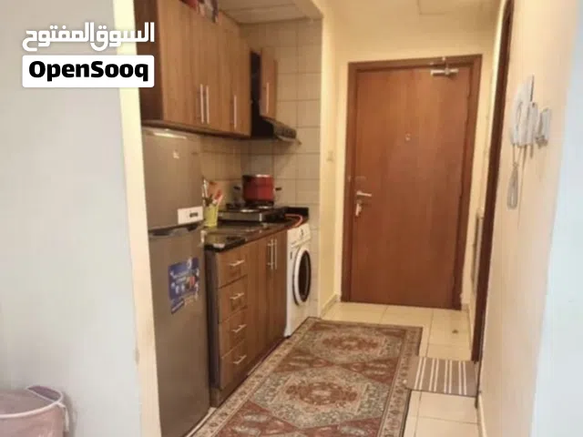 استديو مشترك للإيجار