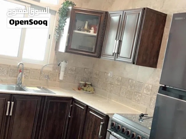 للبيع تنازل شقه ايجار في عمارة في منطقة الرقعي الايجار الشهري 325 دينار