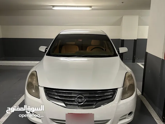 نيسان التيما خليجي موديل 2012 بحالة ممتازة