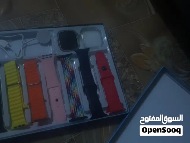 ساعة ذكية سبعة سير ساعة بحالة جيدة شحنها  100%