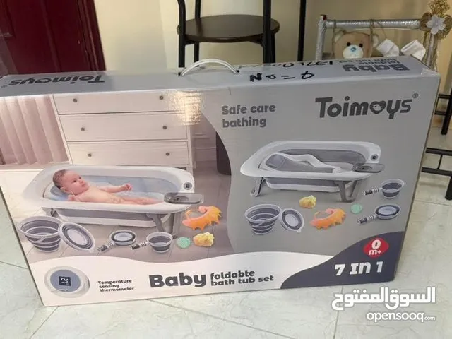 مجموعة استحمام bath hub للأطفال من عمر شهر إلى سنتين جديدة وغير مفتوحة أبدااااااااا
