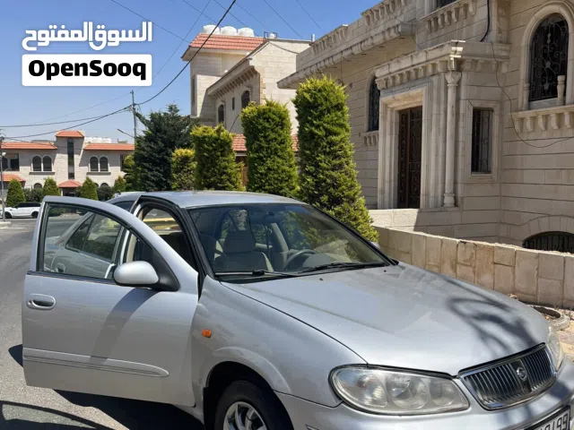 2005 نيسان صني SL