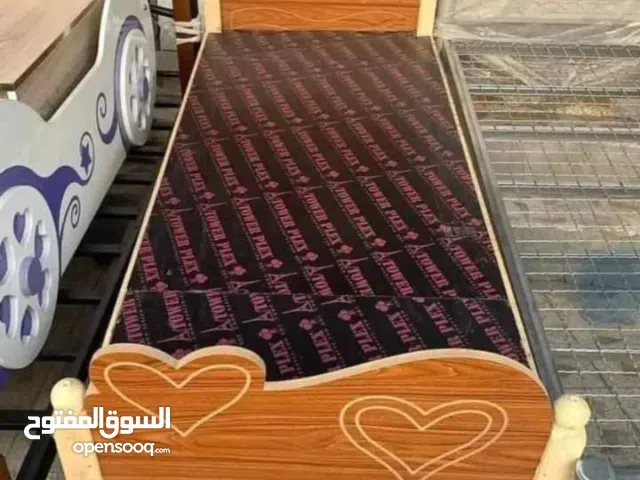 سرير خشب عراقي