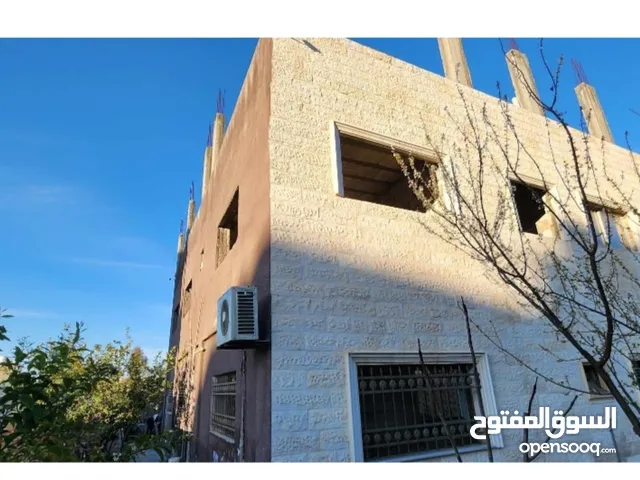 220 m2 5 Bedrooms Townhouse for Sale in Amman Sahab