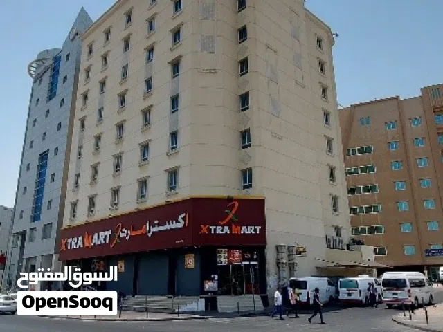 Flat for rent in Al Mansour 3bhk