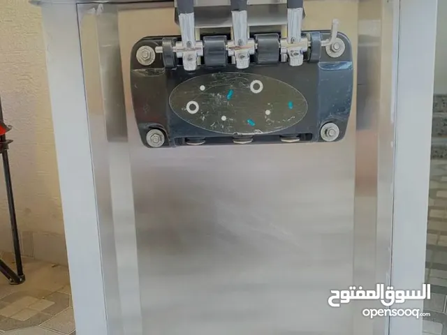 مكينه ايس كريم نظيفه جدا