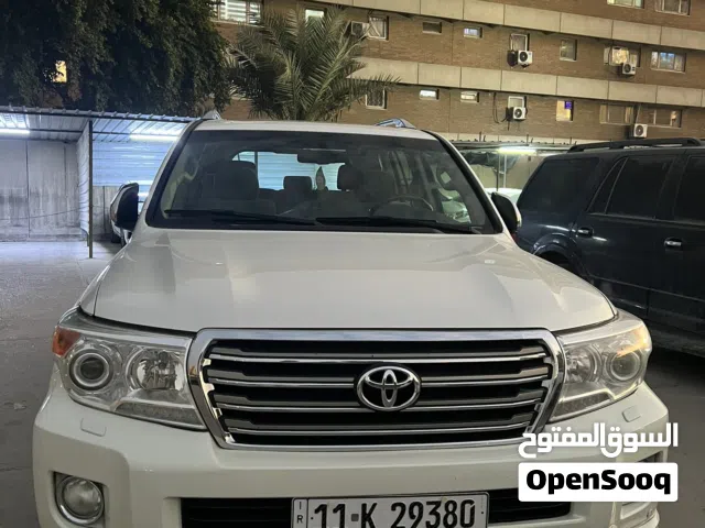 لاندكروز للبيع  2015  بريم /فول مواصفات  ماشيه/176  مكانهه بغداد الصالحيه