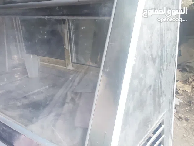 ثلاجة عرض كبيرة سوبر ماركت او مطعم او محل فراخ
