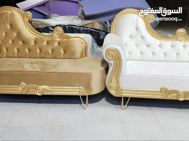 السعر 350 الطول 160سم والعرض 70سم