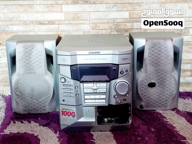 ستيريو SHARP ياباني أصلي مع 2 سماعة (الراديو فقط شغال)