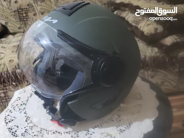 خوذه ماركه صناعه هنديه جبناها من الهند استخدام اقل من شهر جدييييد جوده مايحتاج