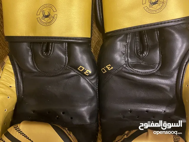 قلفزات ملاكمه جديده