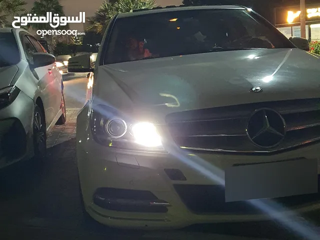 2014 Mercedes C-250, 4 Cylinder W204, White, American Specs in great condition