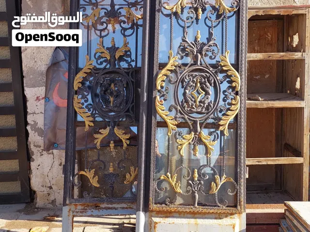 باب طلاكات محل  باب دخلي طلاكتين نقش صب