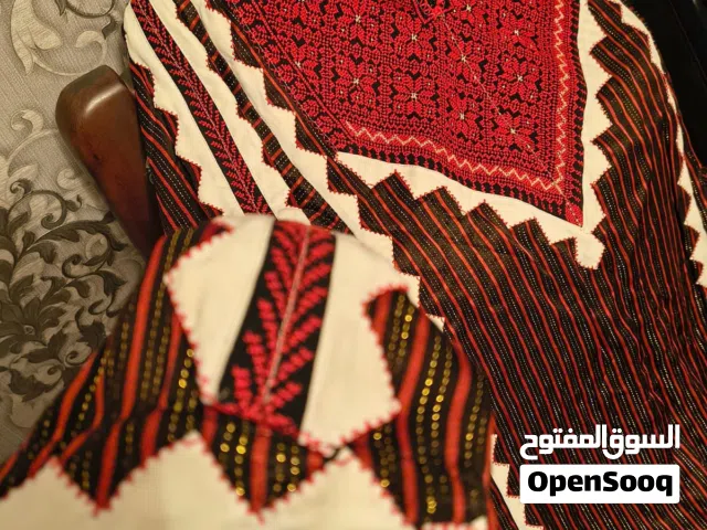 اثواب تطريز يدوي فلاحي مستعمل للبيع