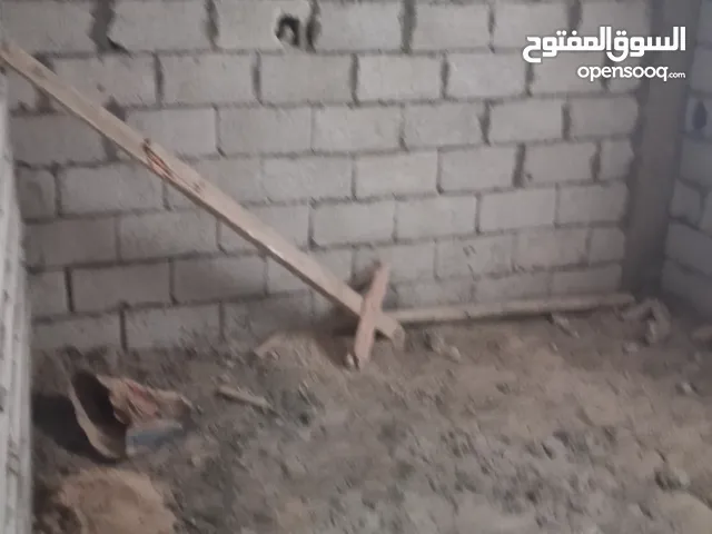 شقة عظم مساحتها 105 عظم هواري حي نافو خلف مقبرة الهواري شهادة عقارية اجراءات اوراق الشقة سليمة %100