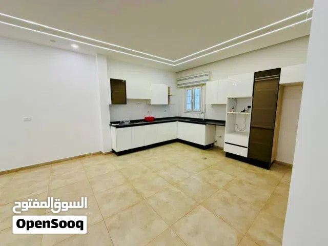 200 m2 3 Bedrooms Apartments for Rent in Tripoli Al-Serraj
