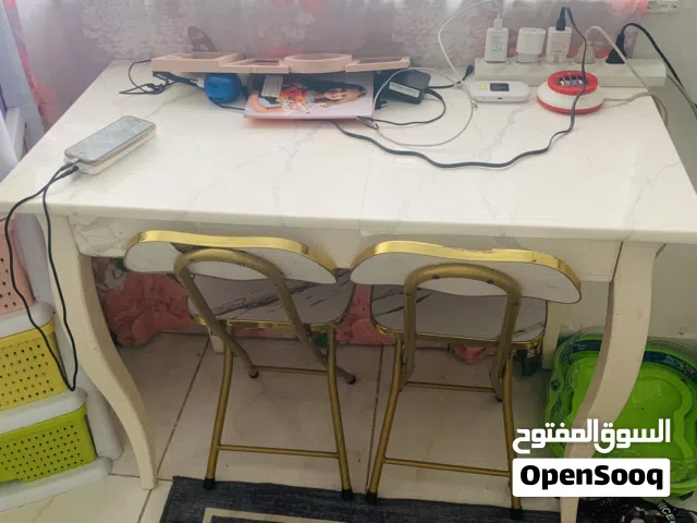 طاولة ايكيا عدة استخدامات