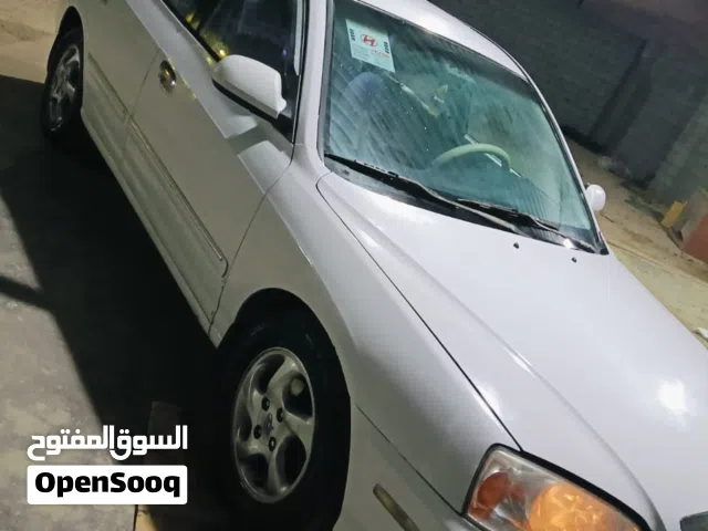2006 هيونداي افانتي Standard