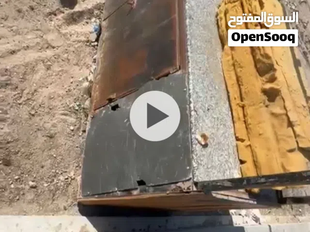 ميز للبيع جنبر