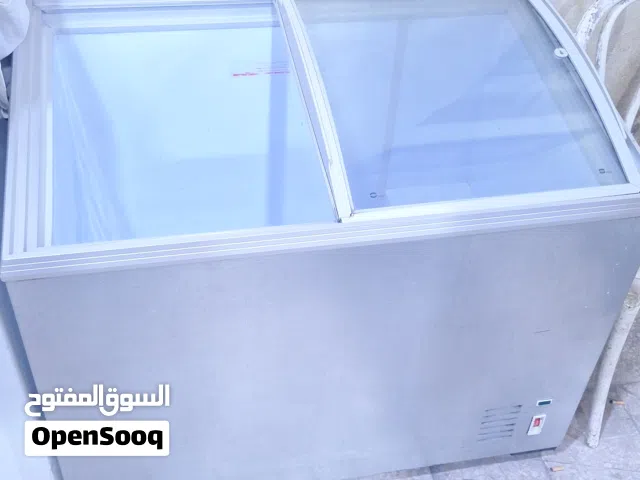 بيع فريزر عرض جام مقاس 90/60سم بحاله ممتازه جدا مع التوصيل والكفاله
