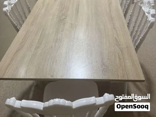 طاولة طعام 180 سم وعرض 80