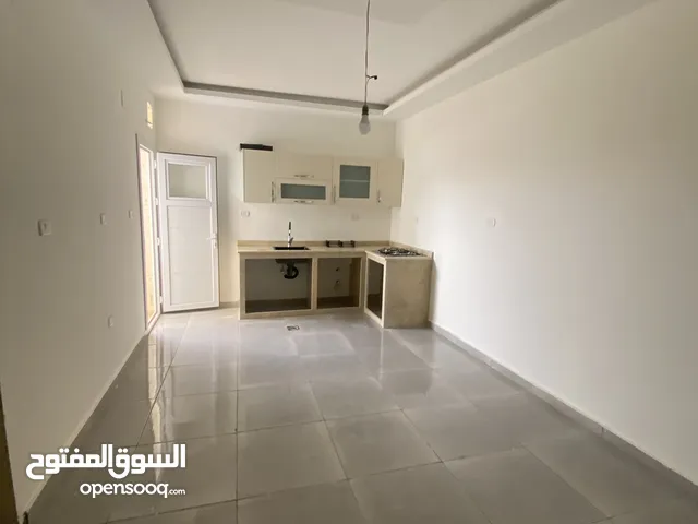 130 m2 2 Bedrooms Apartments for Rent in Tripoli Al-Sidra