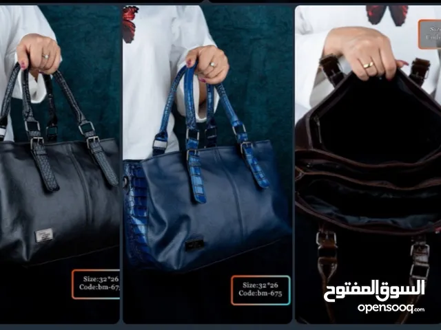 شنطه حريمي شيك وعمليه اون ازرق واسود