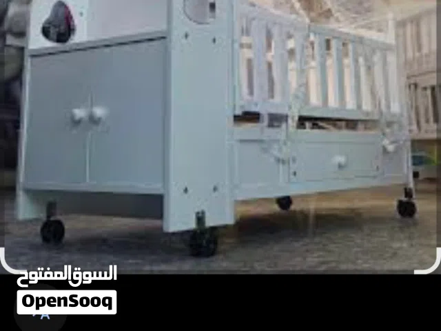 سرير اطفال